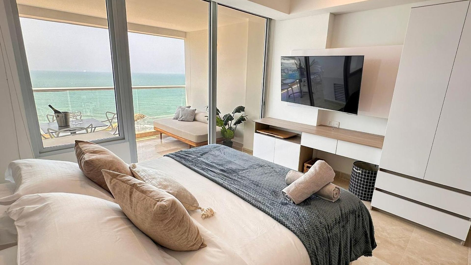 Cartagena Beach Resort Apartamento *
